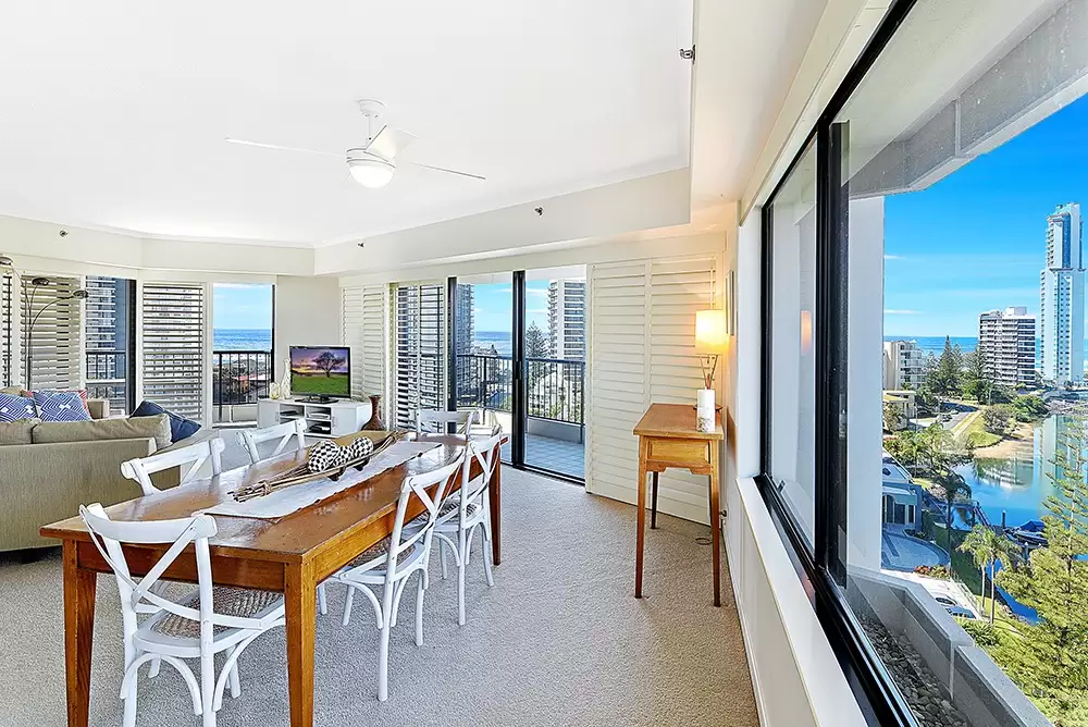 24 Breaker Street, Main Beach Sold by Queensland Sotheby's International Realty - image 1