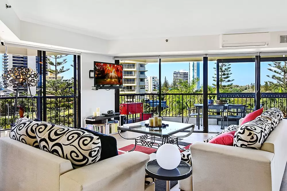 4B/24 Breaker Street, Main Beach Sold by Queensland Sotheby's International Realty - image 1