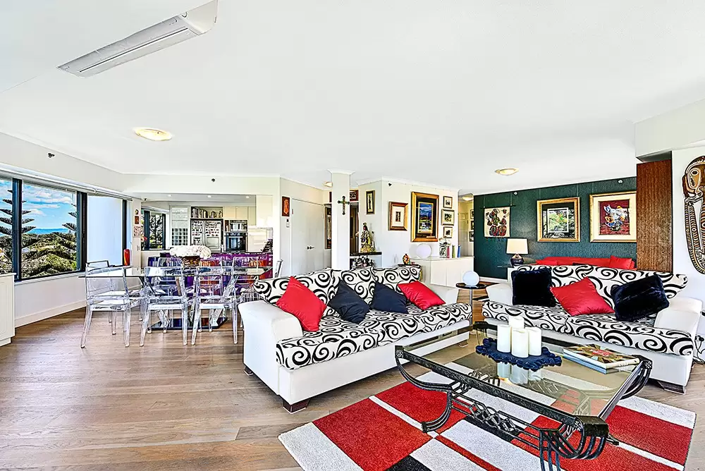 4B/24 Breaker Street, Main Beach Sold by Queensland Sotheby's International Realty - image 1