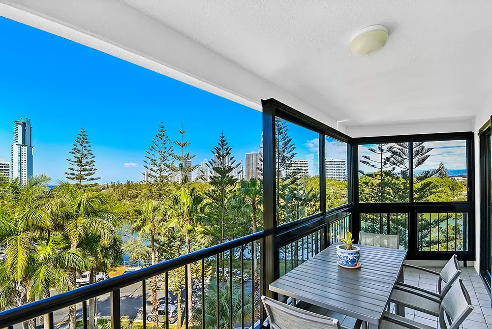 4B/24 Breaker Street, Main Beach Sold by Queensland Sotheby's International Realty - image 1