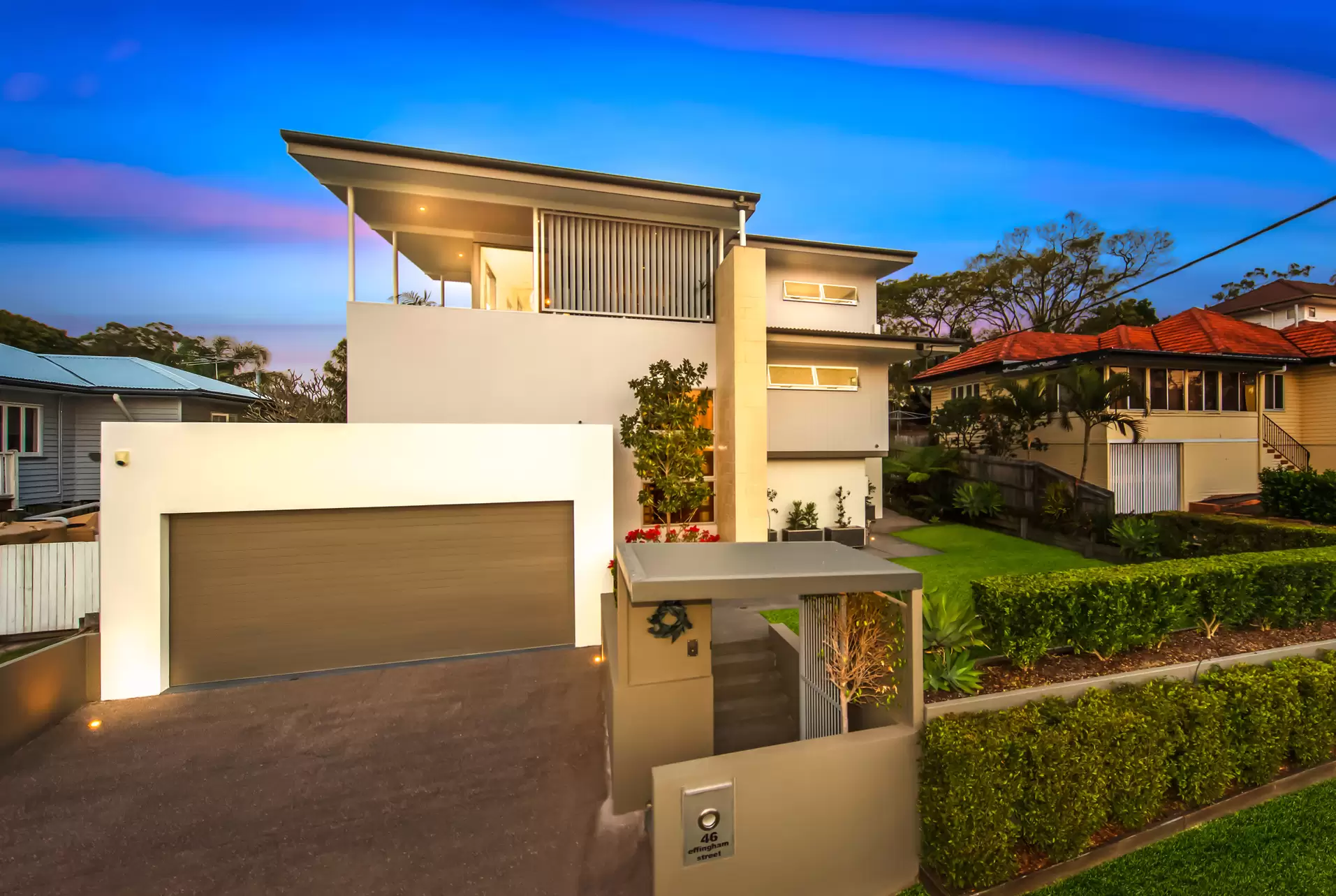 46 Effingham Street, Tarragindi Sold by Queensland Sotheby's International Realty - image 1