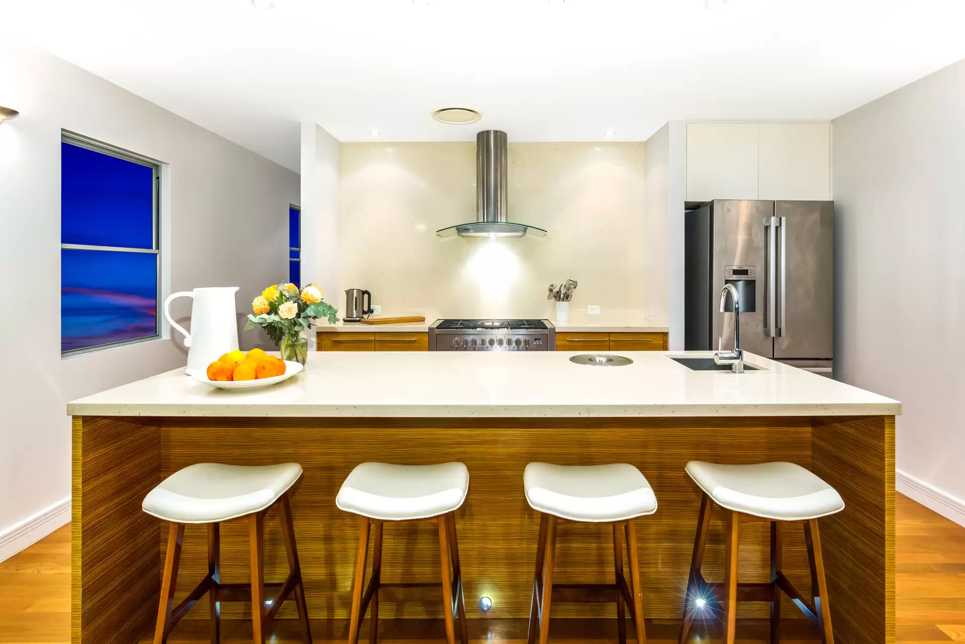 46 Effingham Street, Tarragindi Sold by Queensland Sotheby's International Realty - image 1