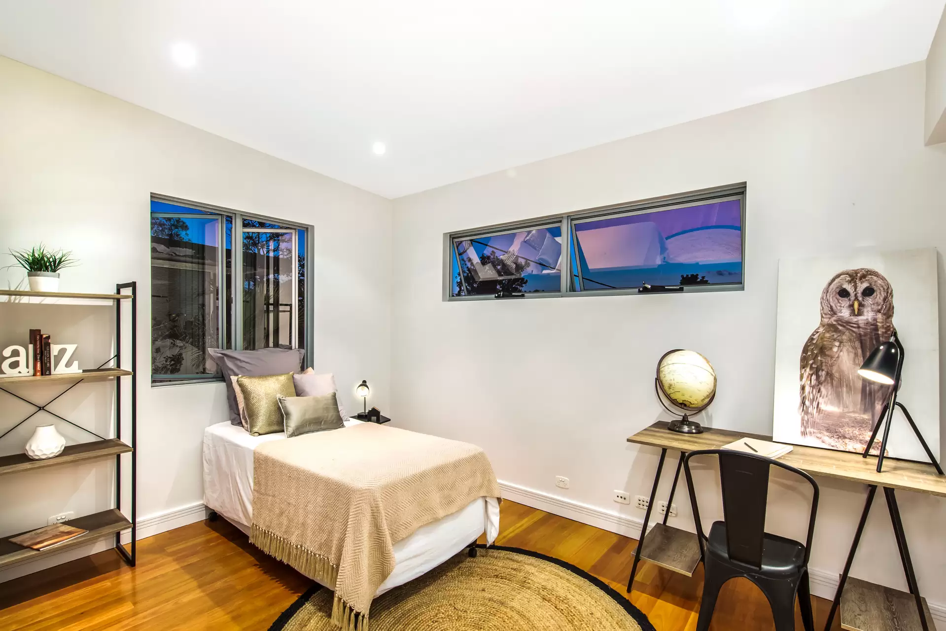 46 Effingham Street, Tarragindi Sold by Queensland Sotheby's International Realty - image 1