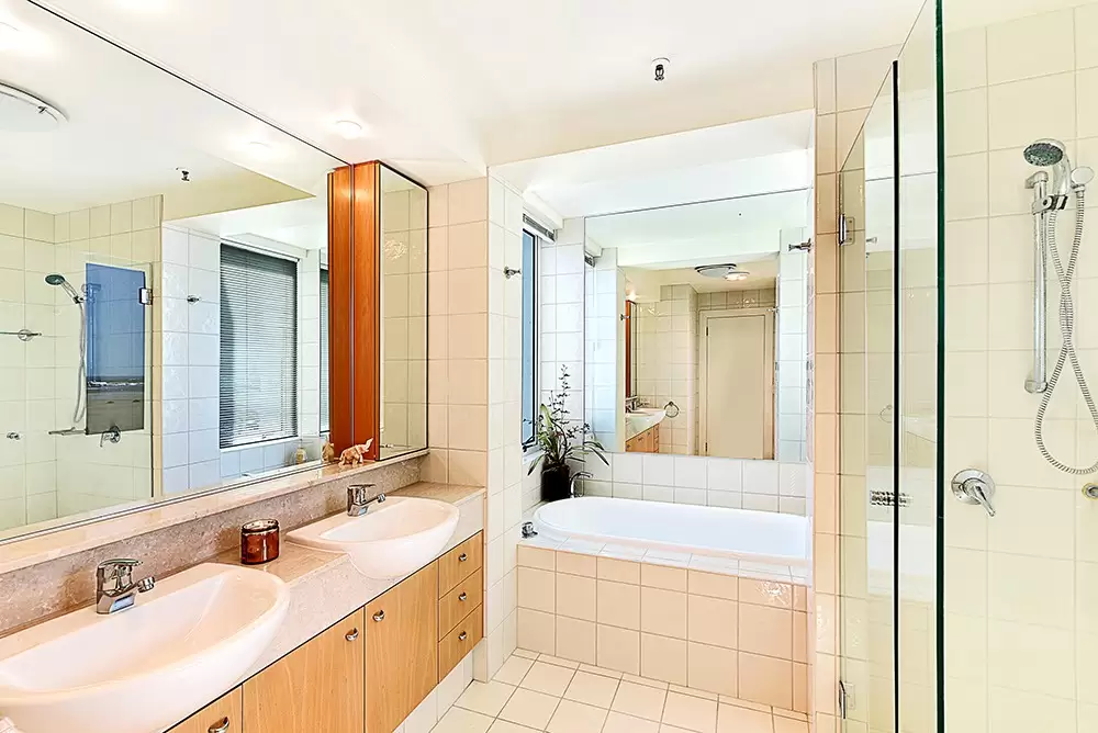 67/326 Marine Parade, Labrador Sold by Queensland Sotheby's International Realty - image 1