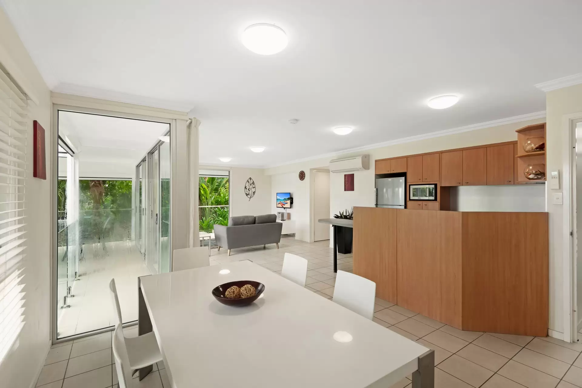 13/5 Banksia Court, Hamilton Island Sold by Queensland Sotheby's International Realty - image 1