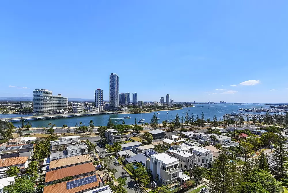 70/11 Hughes Avenue, Main Beach Sold by Queensland Sotheby's International Realty - image 1