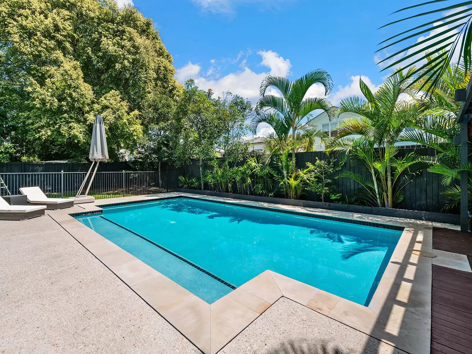 83 Lodge Road, Kalinga Sold by Queensland Sotheby's International Realty - image 1