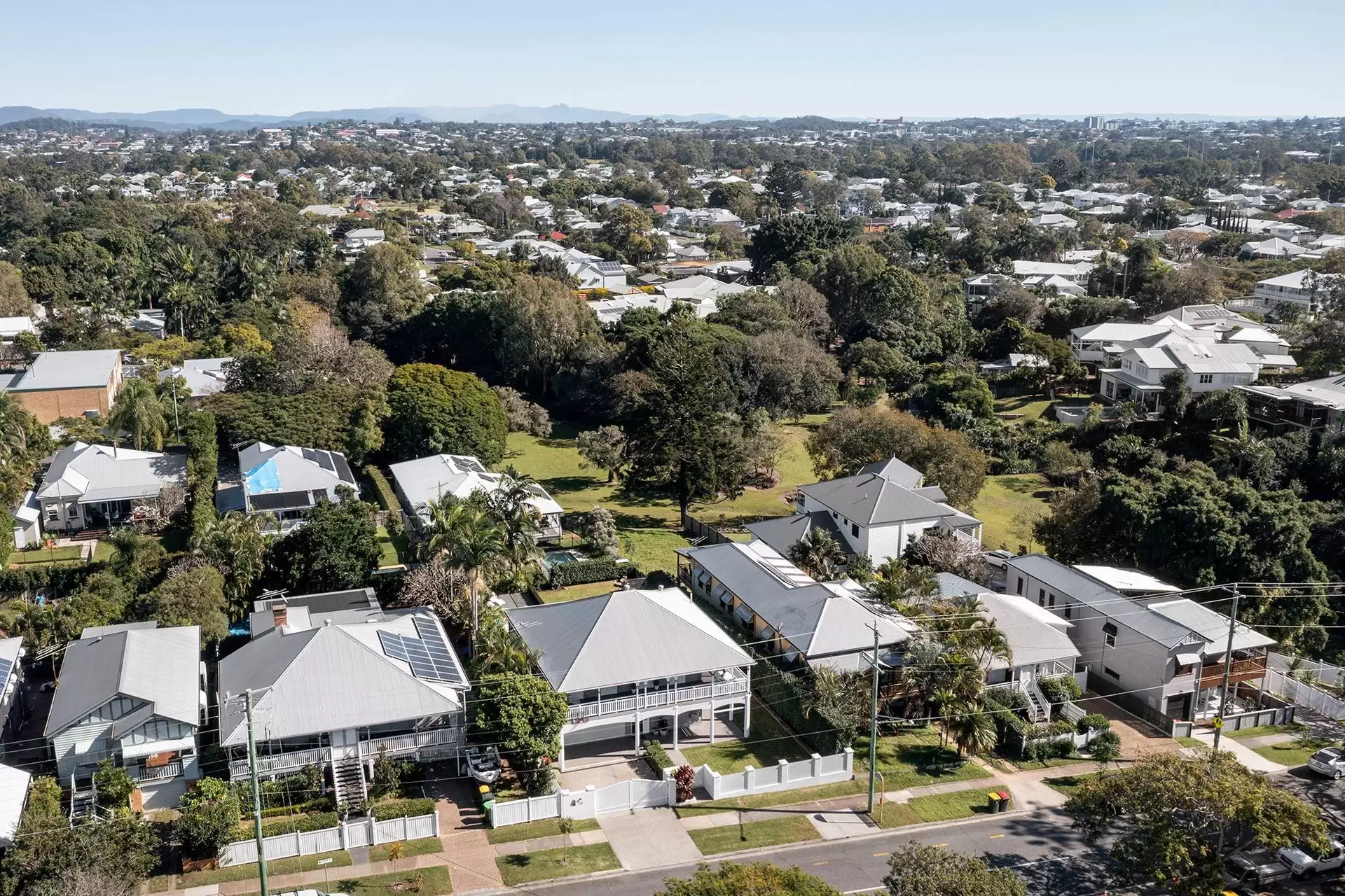 38 Park Avenue, Clayfield Sold by Queensland Sotheby's International Realty - image 1