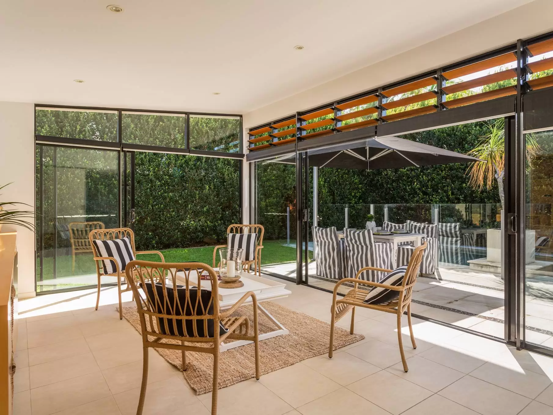 13 Amalfi Drive, Isle Of Capri Sold by Queensland Sotheby's International Realty - image 1
