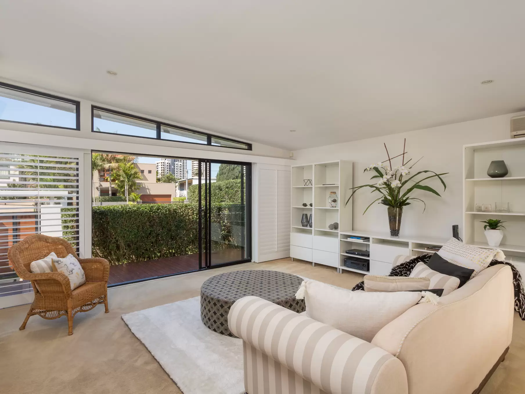 13 Amalfi Drive, Isle Of Capri Sold by Queensland Sotheby's International Realty - image 1