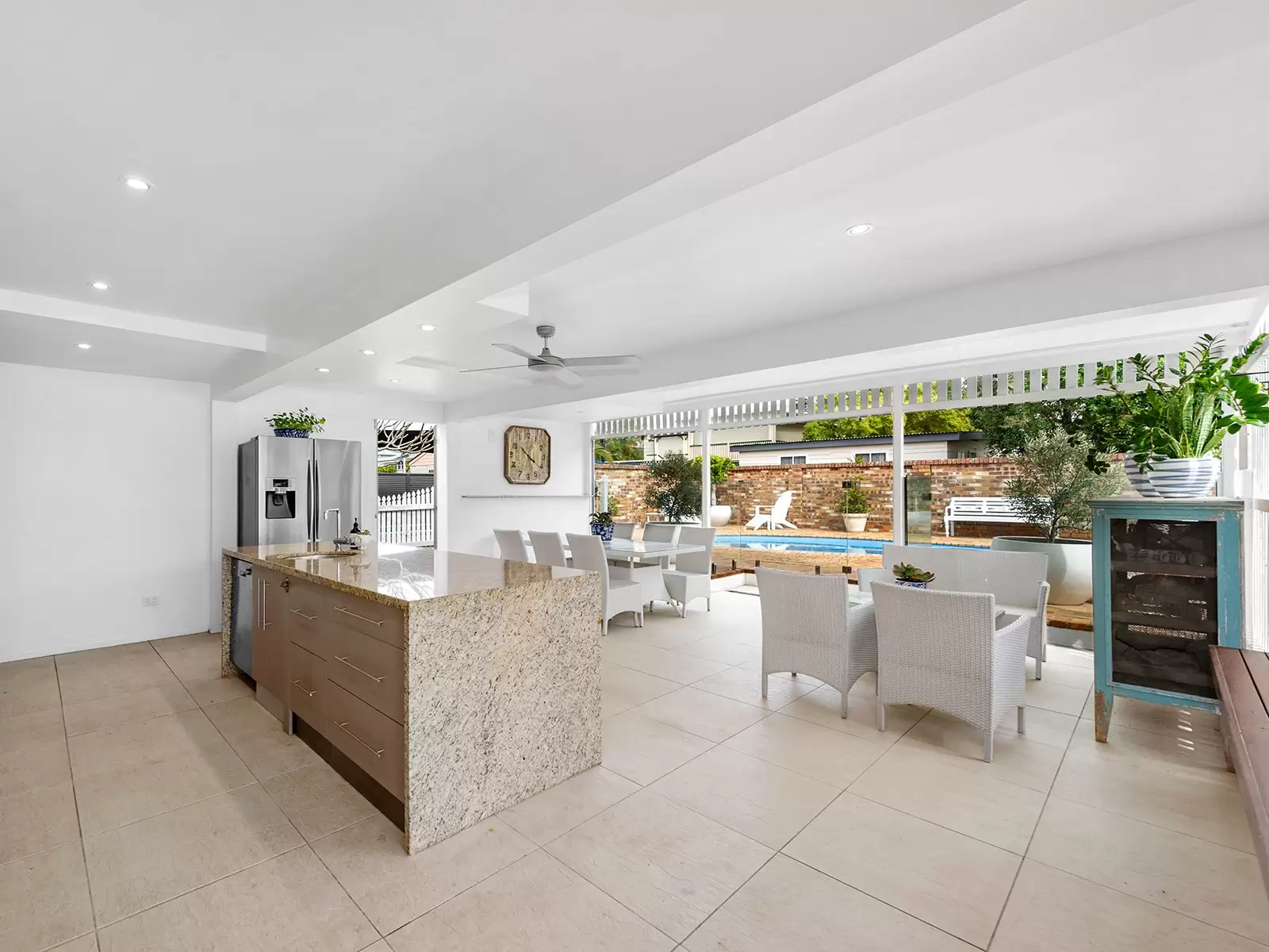 148 Kent Road, Kalinga Sold by Queensland Sotheby's International Realty - image 1