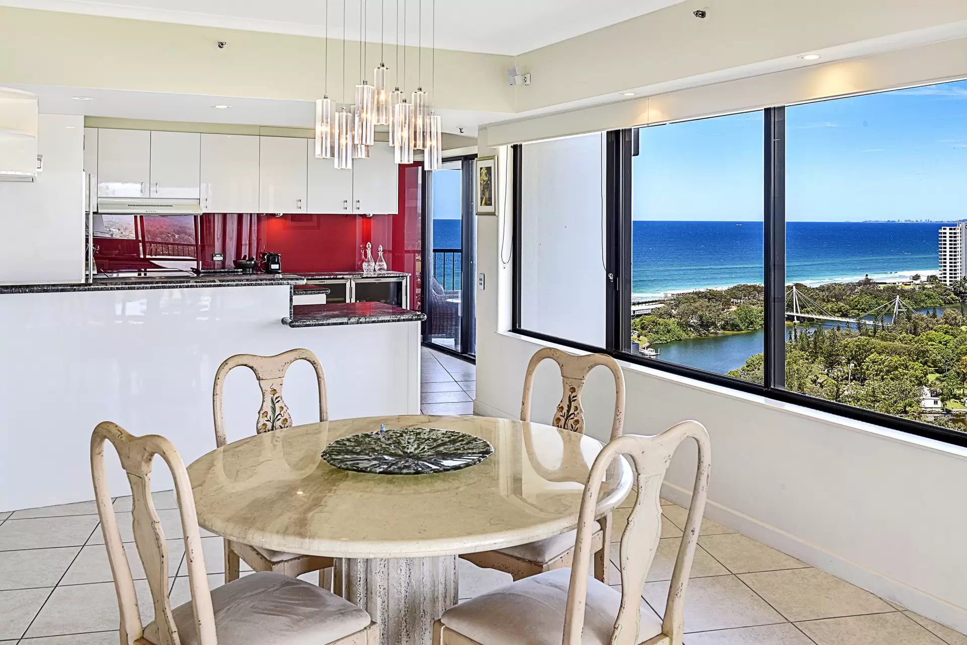 20c/24 Breaker Street, Main Beach Sold by  - image 1
