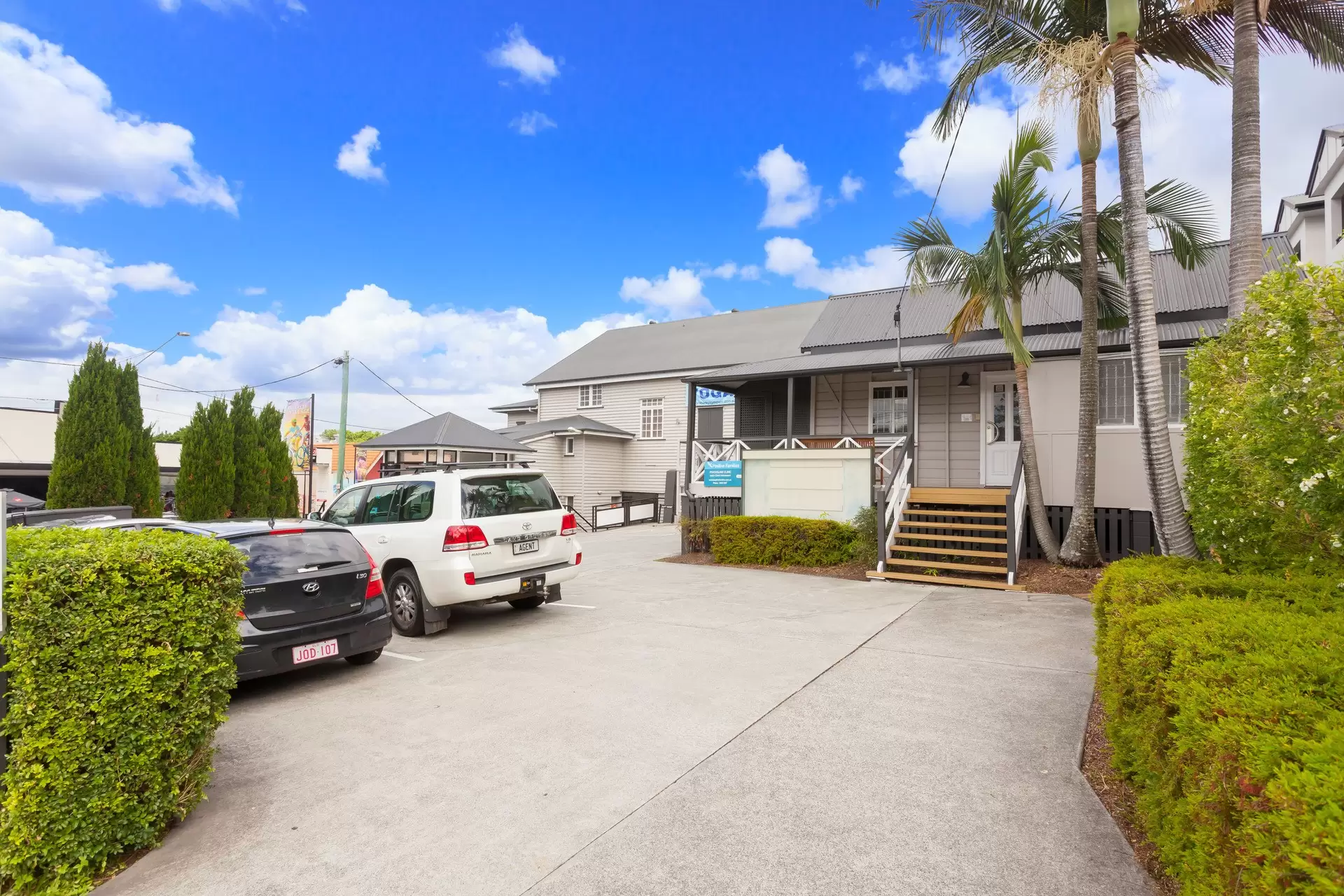 52 Elizabeth Street, Paddington Sold by  - image 1