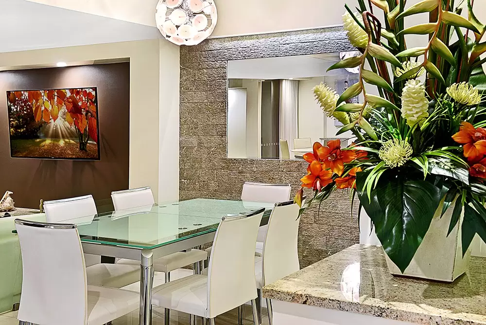702/1 Peak Avenue, Main Beach Sold by Queensland Sotheby's International Realty - image 1