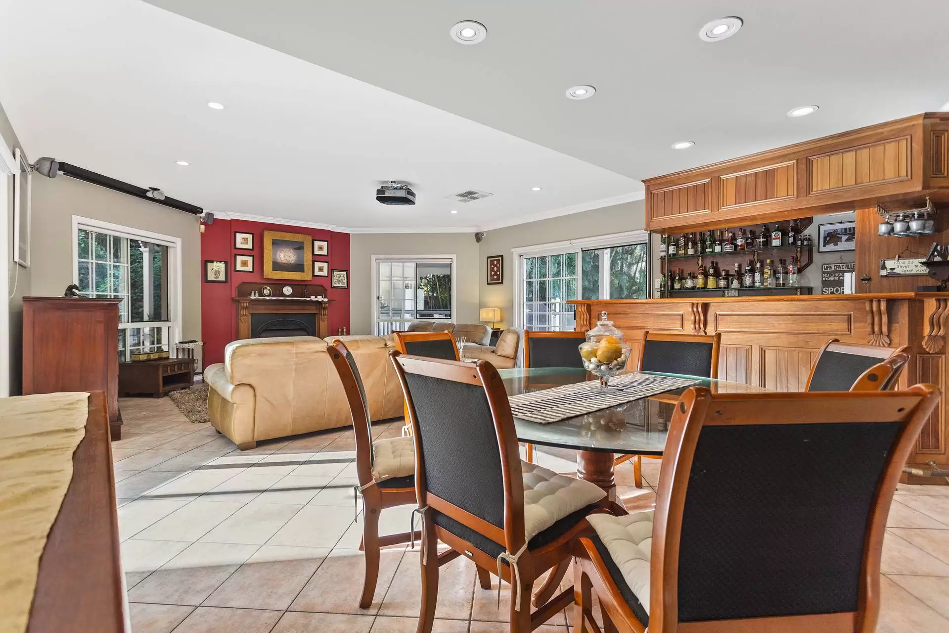 462 Chelsea Road, Ransome Sold by Queensland Sotheby's International Realty - image 1