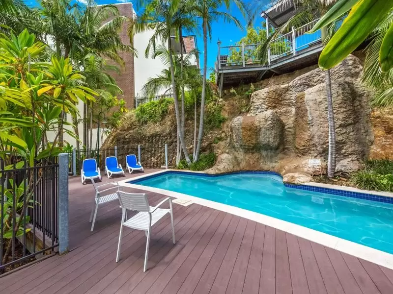 7/14 Macquarie Street, Teneriffe Sold by  - image 1
