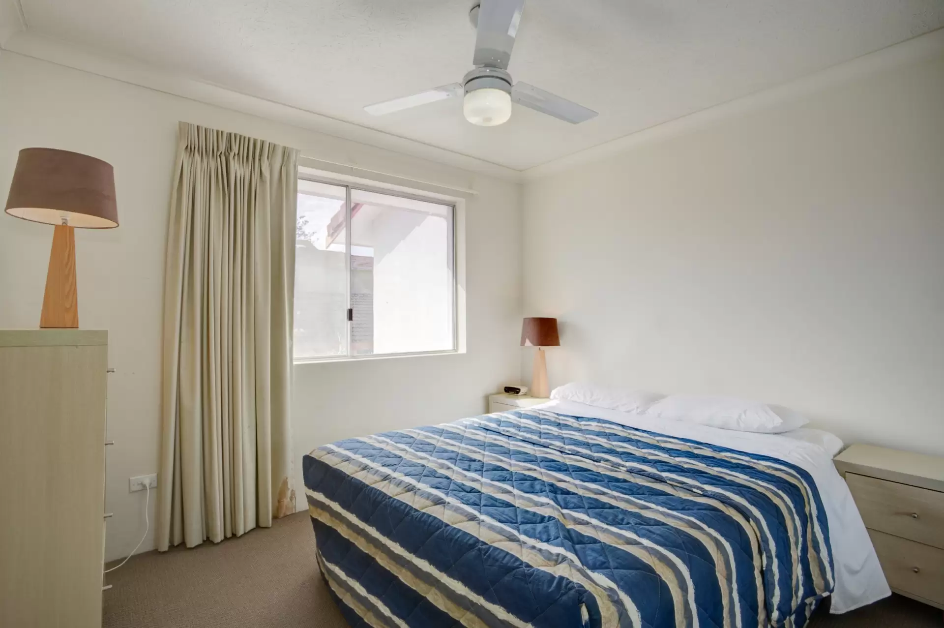 22/2753 Gold Coast Highway, Broadbeach Sold by  - image 1