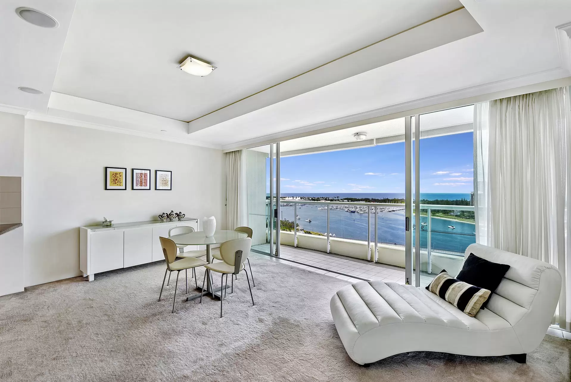 B17-3/75 Brighton Parade, Southport Sold by Queensland Sotheby's International Realty - image 1