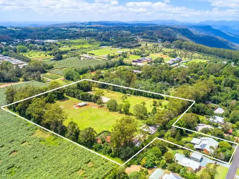 23 Kootenai Drive, Tamborine Mountain Sold by Queensland Sotheby's International Realty - image 1