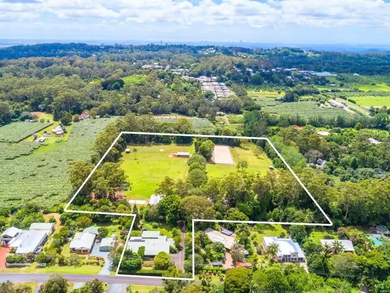 23 Kootenai Drive, Tamborine Mountain Sold by Queensland Sotheby's International Realty - image 1