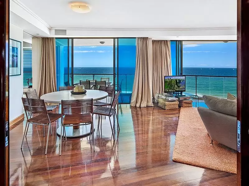 7/15 Northcliffe Terrace, Surfers Paradise Sold by Queensland Sotheby's International Realty - image 1