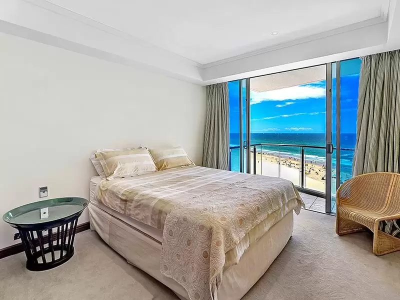 7/15 Northcliffe Terrace, Surfers Paradise Sold by Queensland Sotheby's International Realty - image 1
