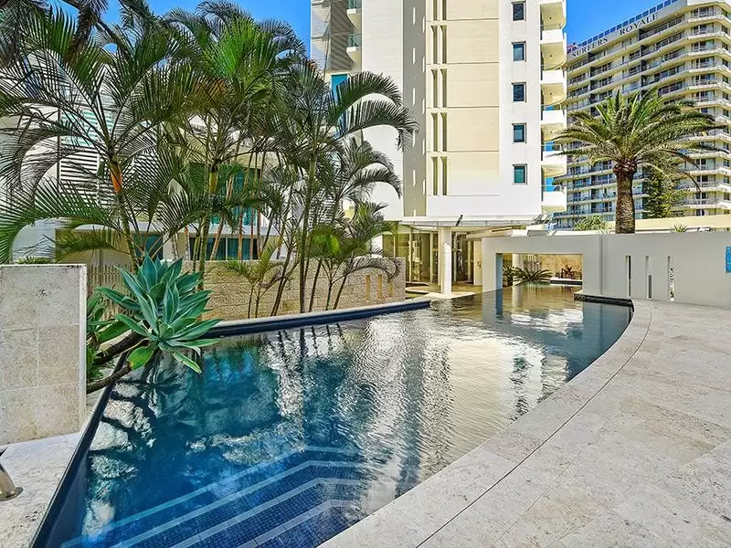 7/15 Northcliffe Terrace, Surfers Paradise Sold by Queensland Sotheby's International Realty - image 1