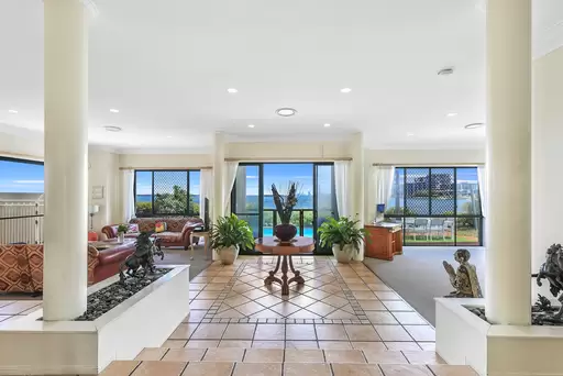 19 King Arthurs Court, Sovereign Islands Sold by 