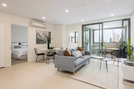 708/50 McLachlan Street, Fortitude Valley Sold by Queensland Sotheby's International Realty