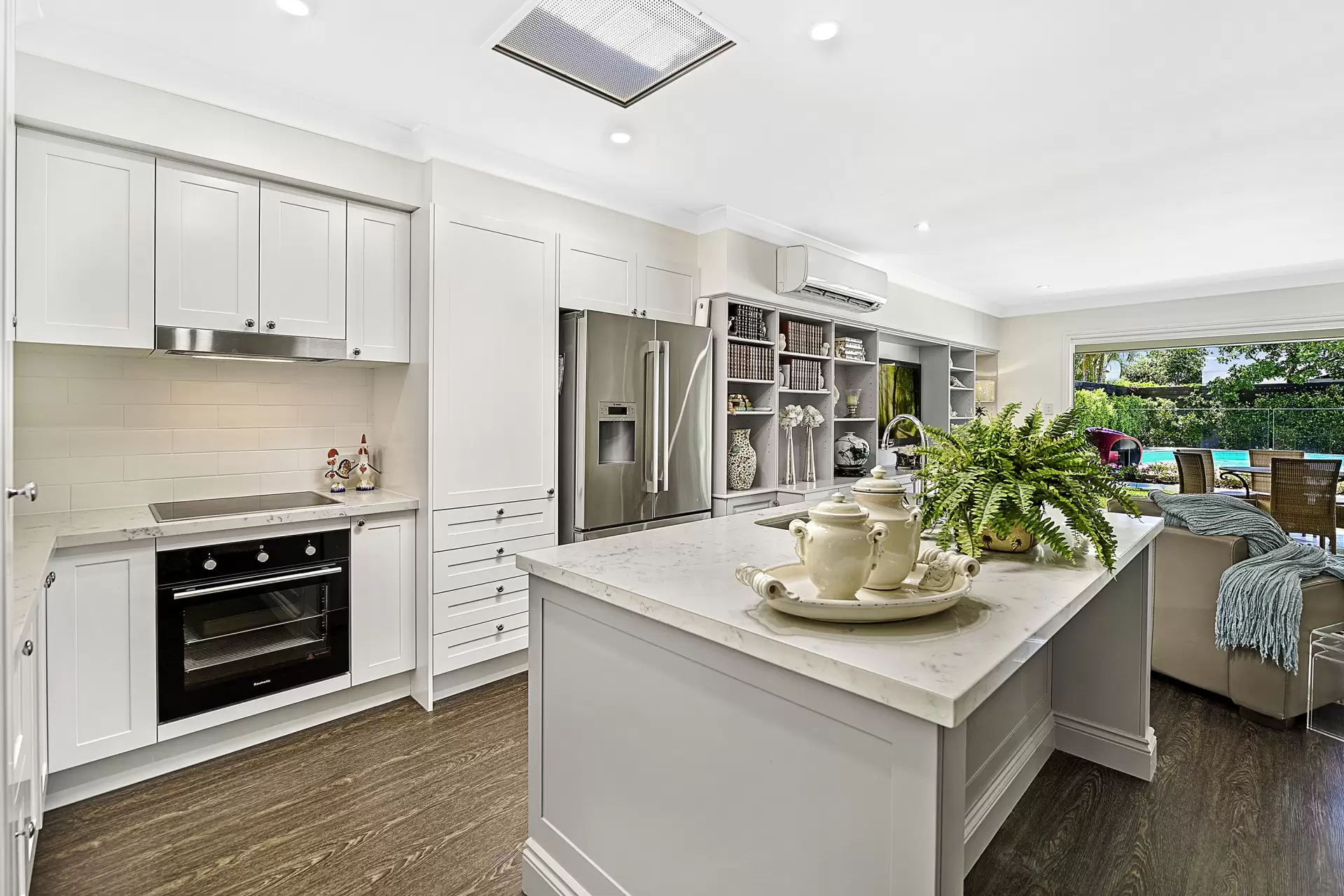 39 Salerno Street, Isle Of Capri Sold by  - image 1