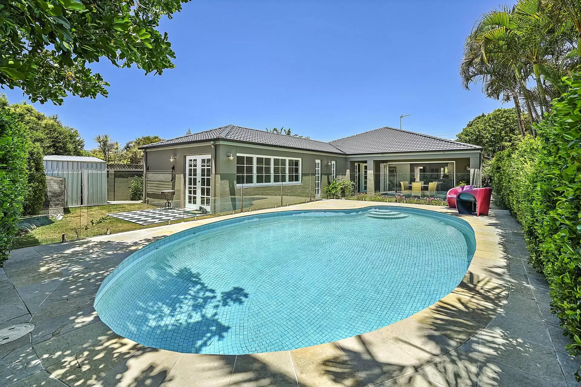 39 Salerno Street, Isle Of Capri Sold by  - image 1