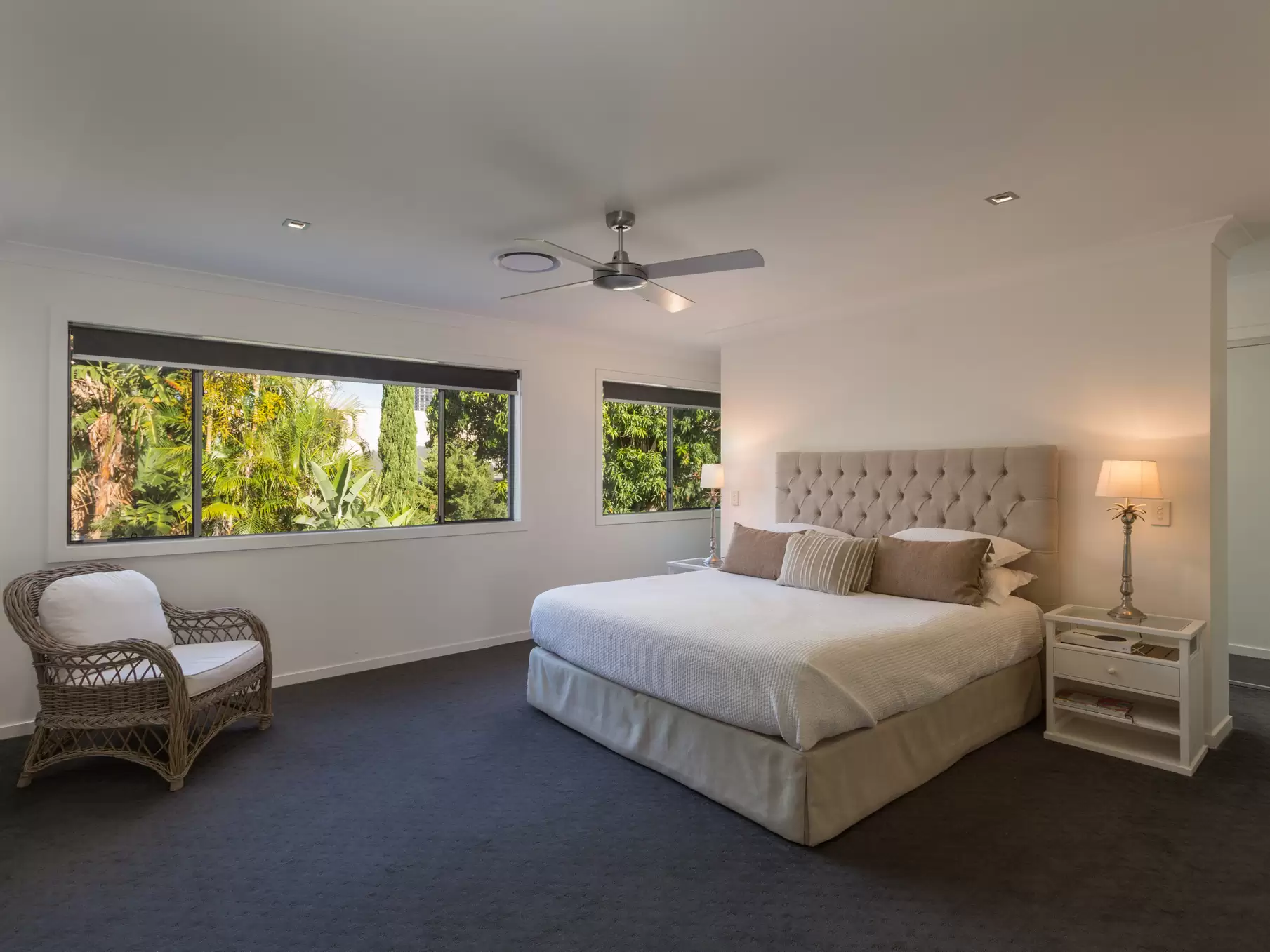 20 Brindisi Avenue, Isle Of Capri Sold by Queensland Sotheby's International Realty - image 1