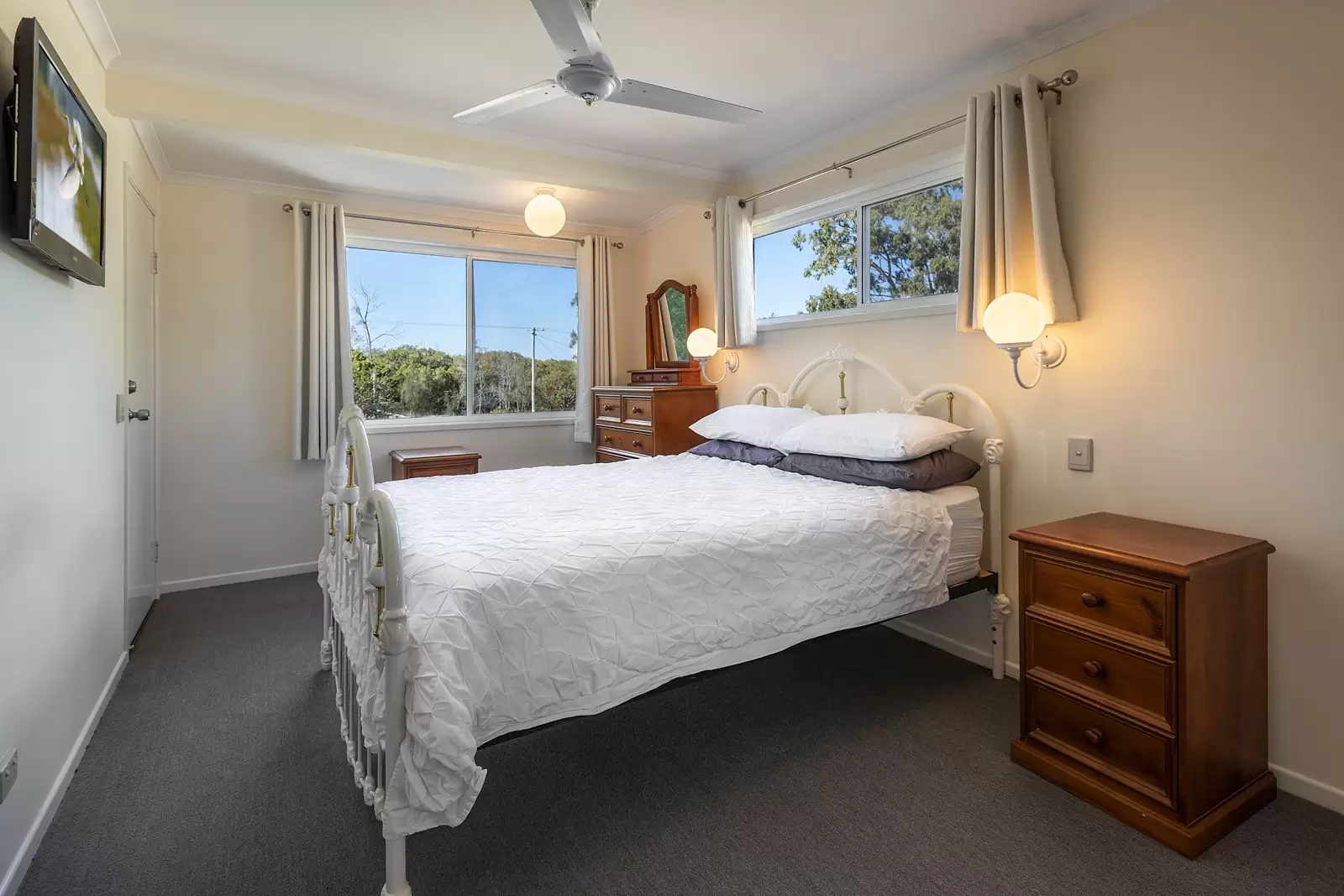 15 Noosa River Drive, Noosa North Shore Sold by Queensland Sotheby's International Realty - image 1