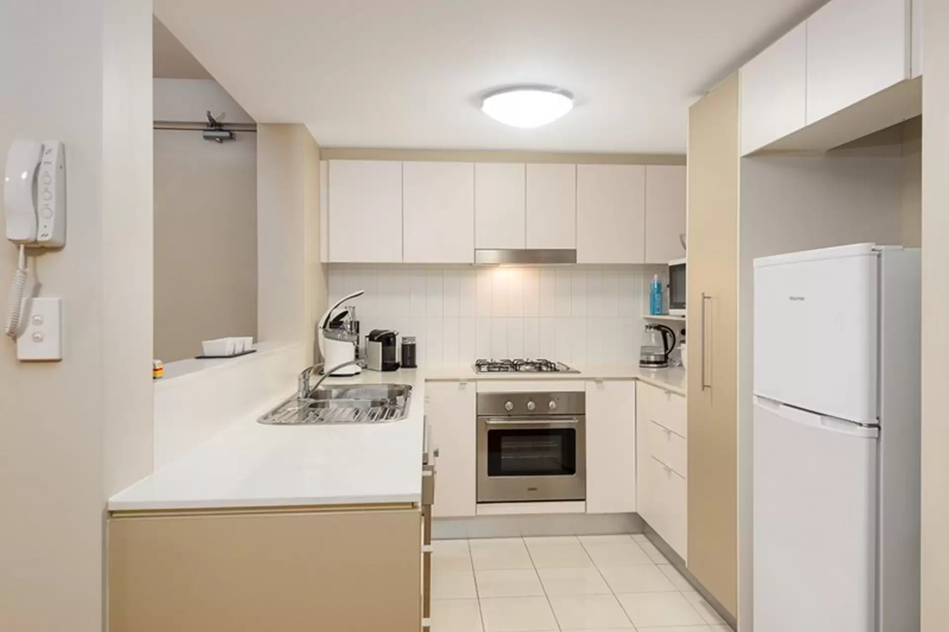 2/38 Robertson Street, Fortitude Valley Sold by Queensland Sotheby's International Realty - image 1