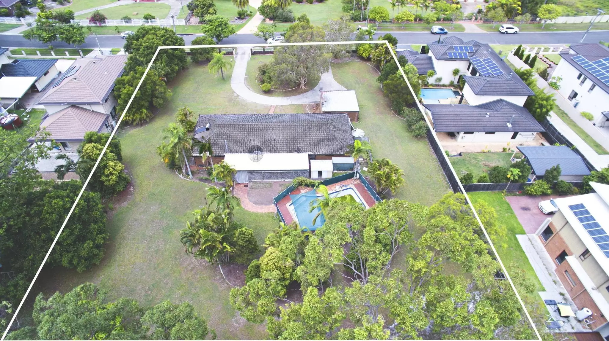 115 Frizzell Street, Stretton Sold by  - image 1