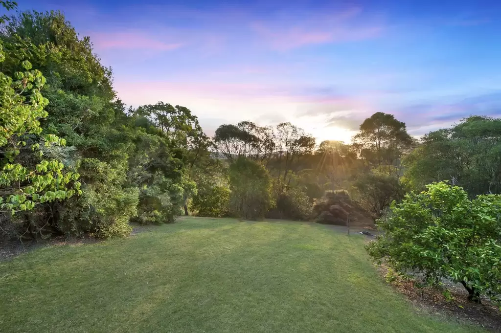 16 Ernest Krause Drive, Closeburn Sold by Queensland Sotheby's International Realty - image 1