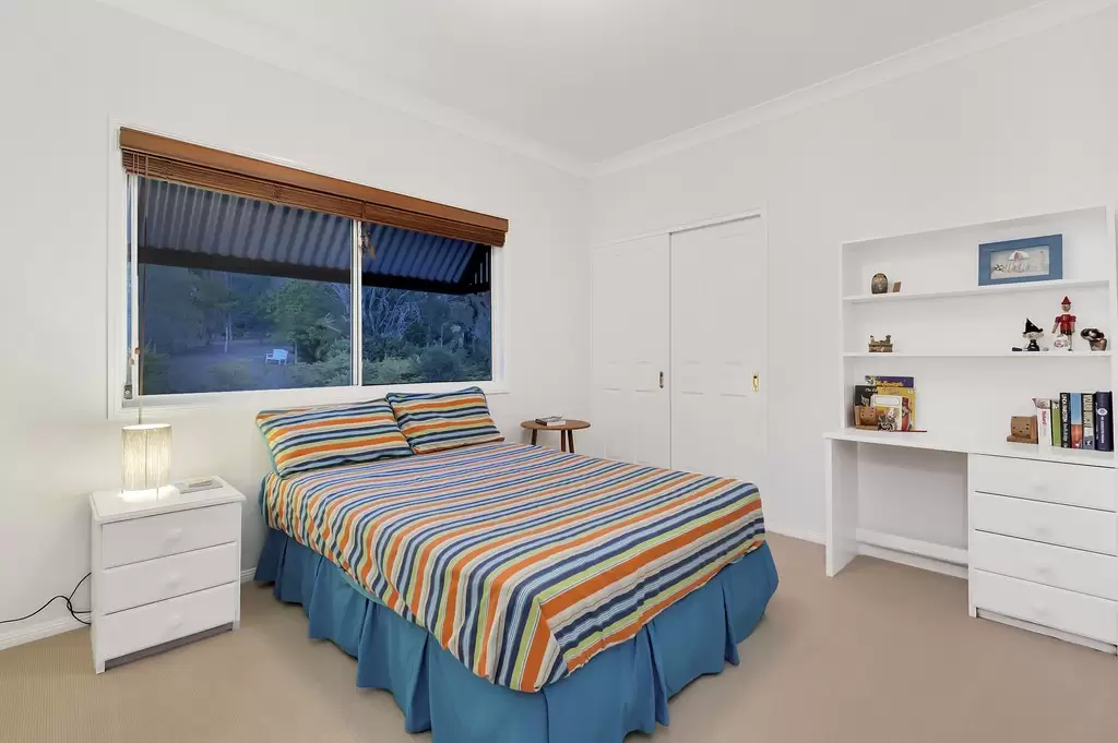 16 Ernest Krause Drive, Closeburn Sold by Queensland Sotheby's International Realty - image 1